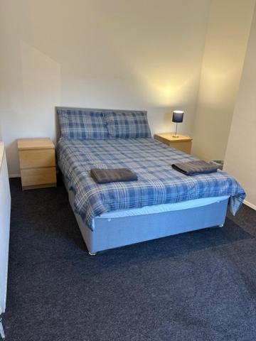 Luton Home Near Airport Private & Shared Bathroom Option Exterior foto